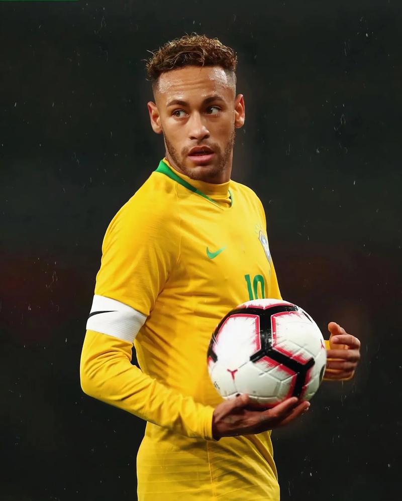 9中7&15分9板&正负值+35！媒体人：40分钟制周琦赛场影响力更大了（周琦在40分钟赛制下影响力更强：9投7中、15分9板，正负值+35）