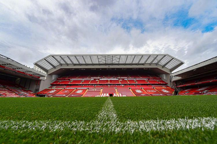 英超焦点战：维拉1-2绝杀阿森纳，曼城争冠机会大增